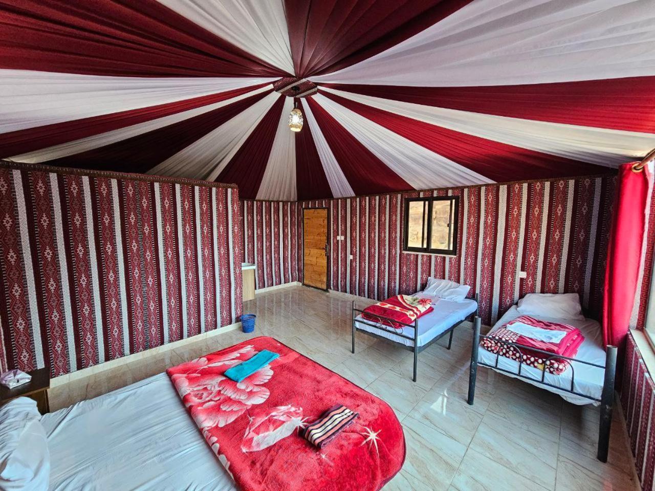 Beduin Star Trail Camp Bed & Breakfast Wadi Rum Luaran gambar