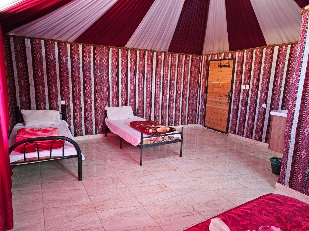 Beduin Star Trail Camp Bed & Breakfast Wadi Rum Luaran gambar