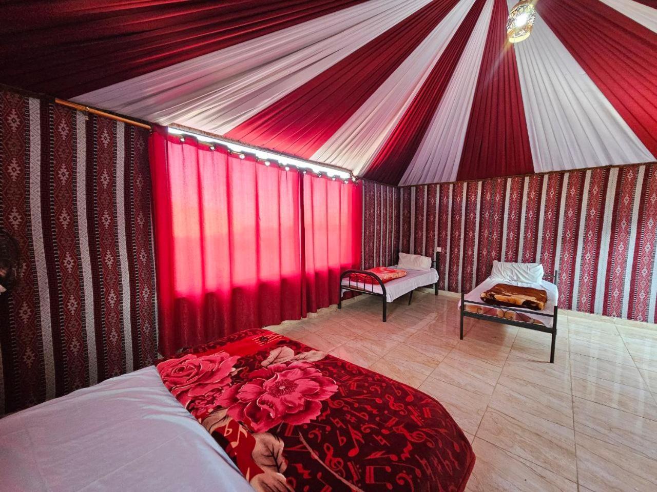 Beduin Star Trail Camp Bed & Breakfast Wadi Rum Luaran gambar