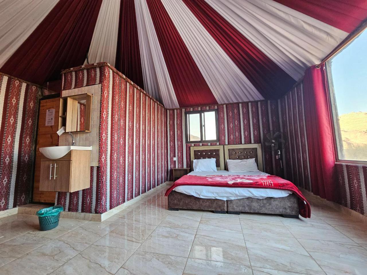 Beduin Star Trail Camp Bed & Breakfast Wadi Rum Luaran gambar