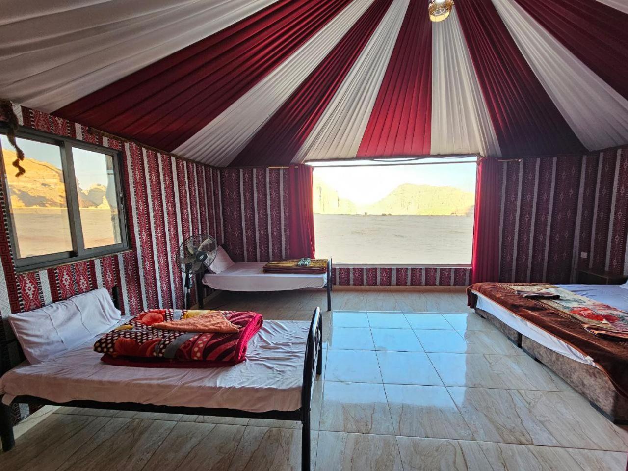 Beduin Star Trail Camp Bed & Breakfast Wadi Rum Luaran gambar