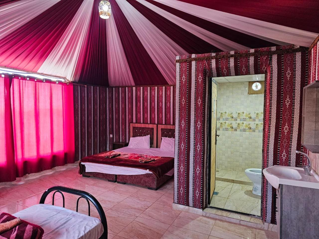 Beduin Star Trail Camp Bed & Breakfast Wadi Rum Luaran gambar